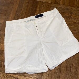Gap white shorts